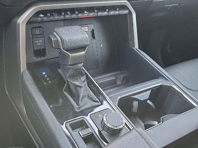 2024 Toyota Tundra 4WD 4WD Limited CrewMax 5.5' Bed (Natl)