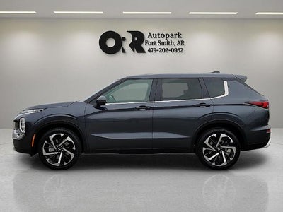 2024 Mitsubishi Outlander SE FWD