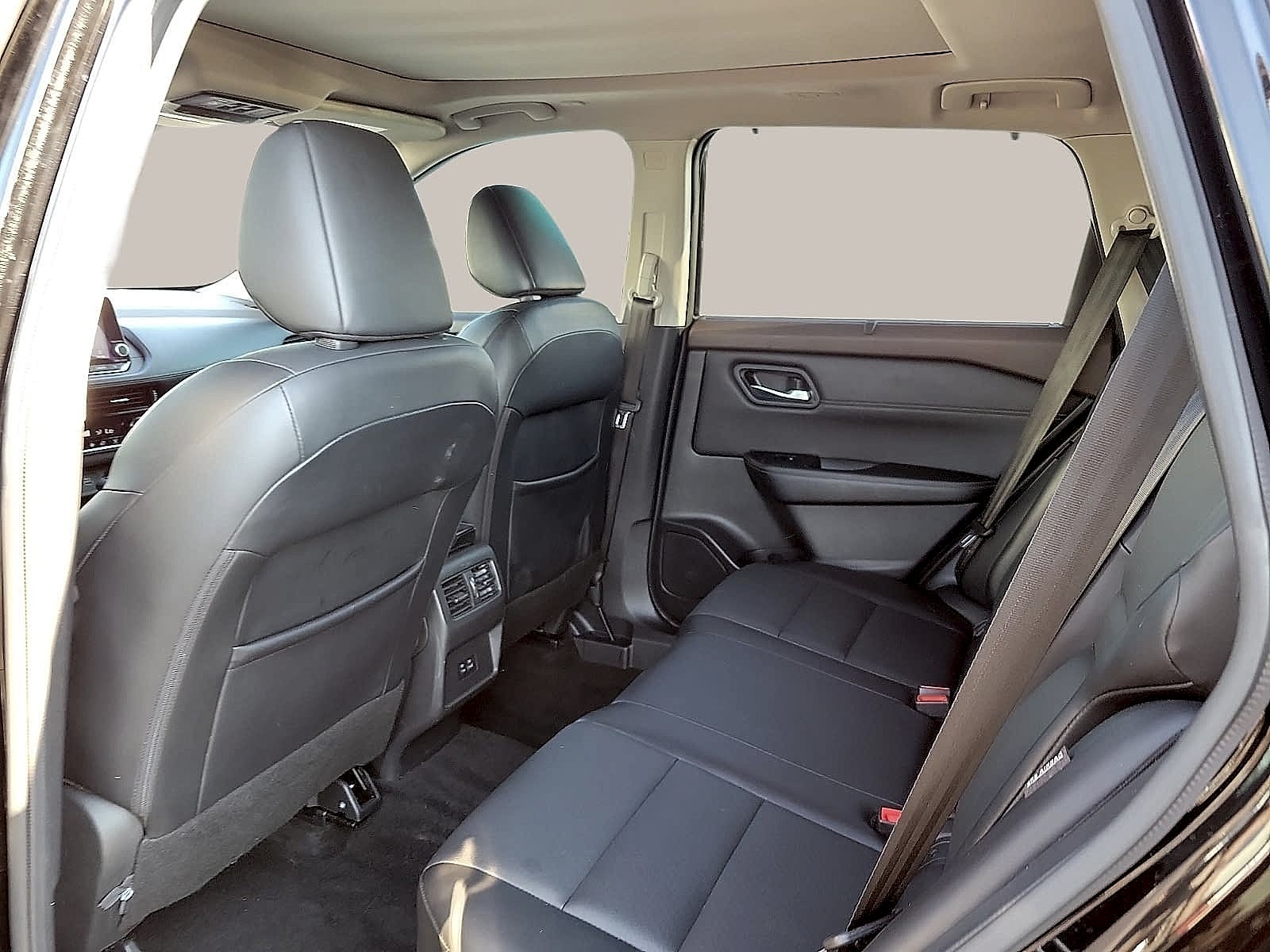 2022 Nissan Rogue FWD SV