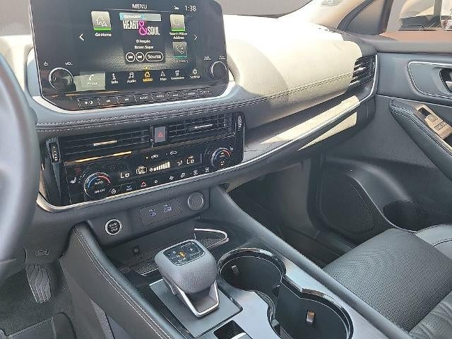 2023 Nissan Rogue FWD Platinum