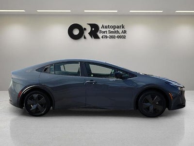 2024 Toyota Prius LE (Natl)