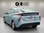 2018 Toyota Prius Two (SE)