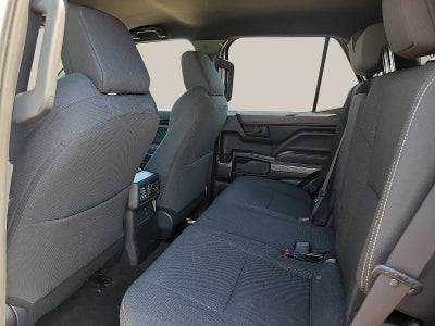 2025 Toyota 4Runner SR5 4WD (GS)
