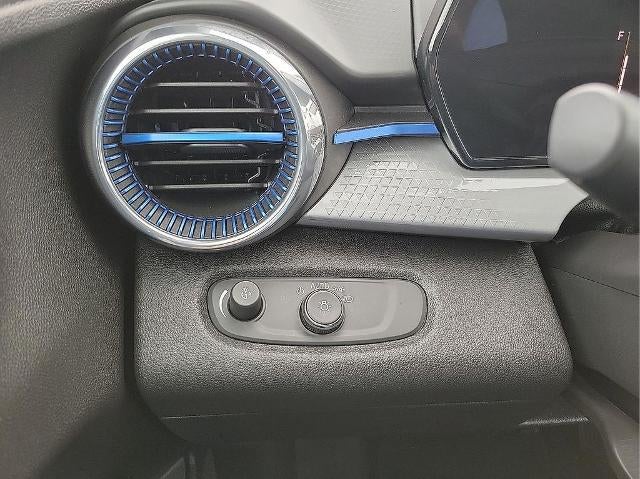 2025 Chevrolet Trax FWD 4dr LT