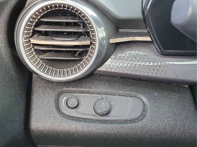 2025 Chevrolet Trax FWD 4dr ACTIV