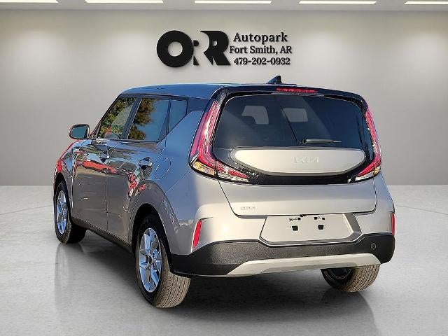 2024 Kia Soul LX IVT