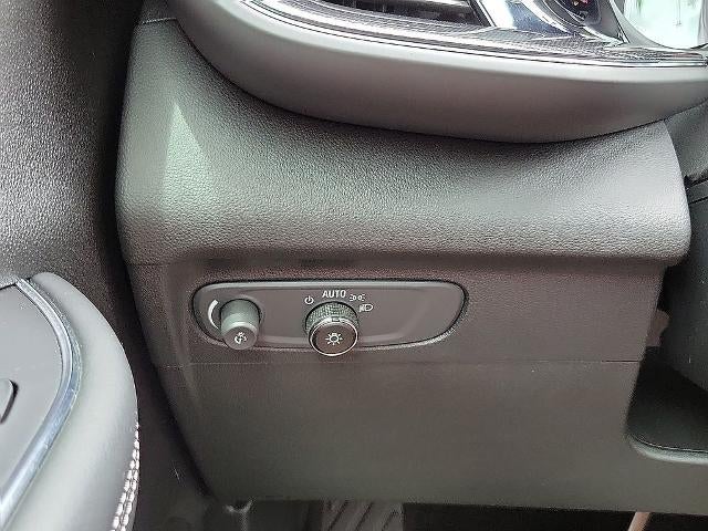 2023 Buick Envision FWD 4dr Preferred