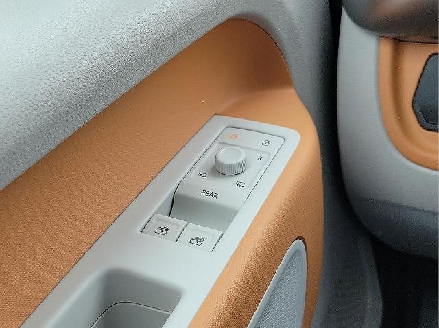 2025 Volkswagen ID. Buzz 1st Edition 4MOTION w/Two-Tone