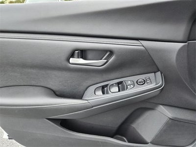 2024 Nissan Sentra SV CVT