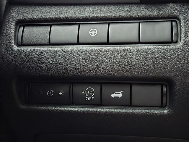 2024 Nissan Rogue FWD SL