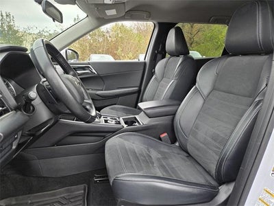 2024 Mitsubishi Outlander SE FWD