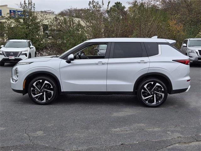 2024 Mitsubishi Outlander SE FWD