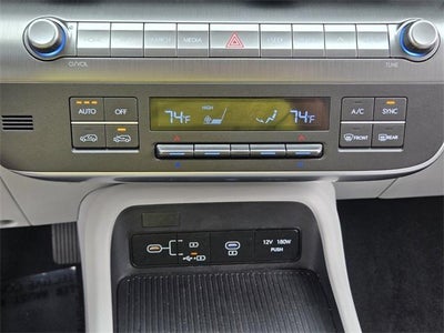 2025 Hyundai KONA SEL FWD