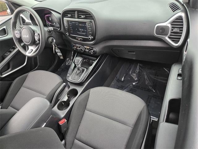 2024 Kia Soul LX IVT
