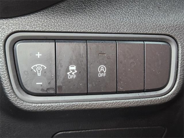 2024 Kia Soul LX IVT