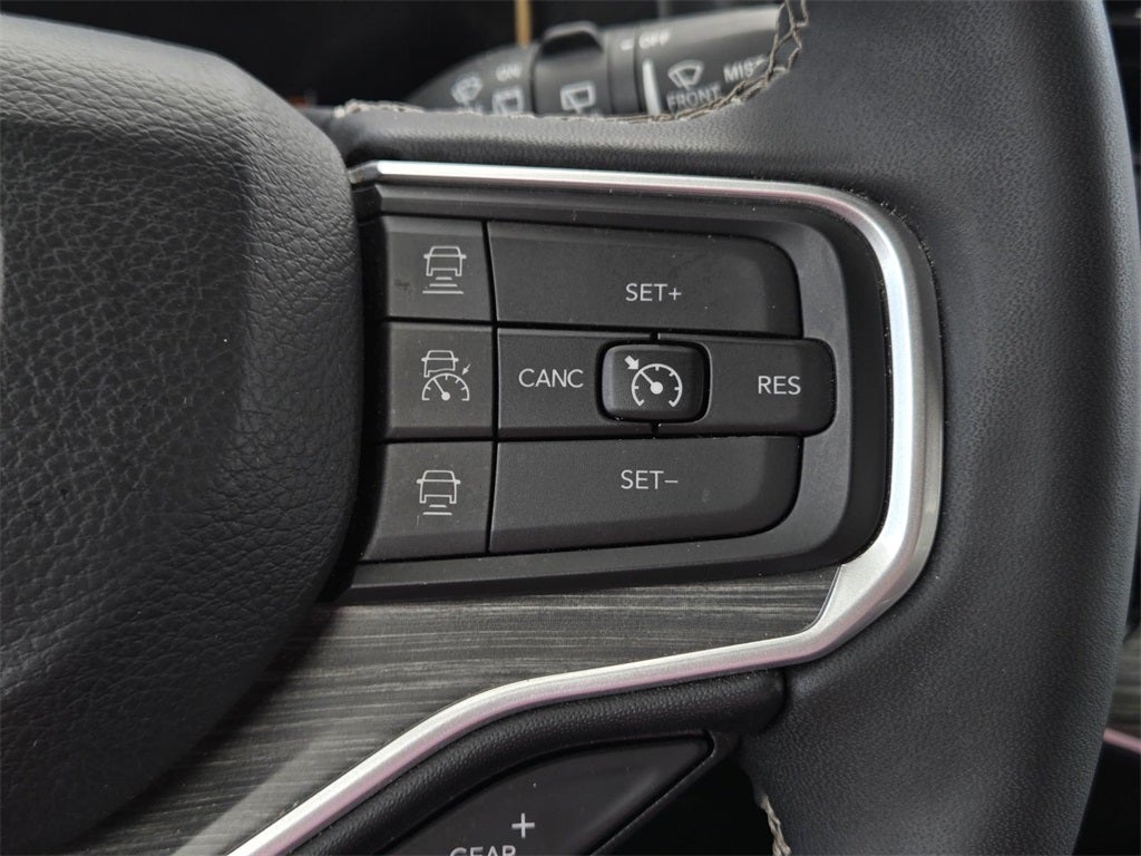 2024 Jeep Wagoneer L Series III