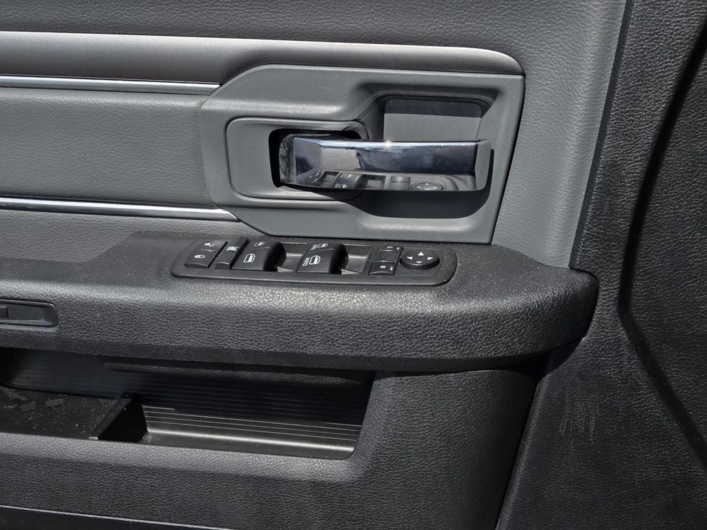2024 RAM 1500 Classic SLT