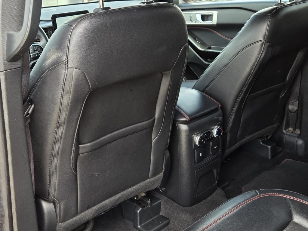 2024 Ford Explorer ST-Line