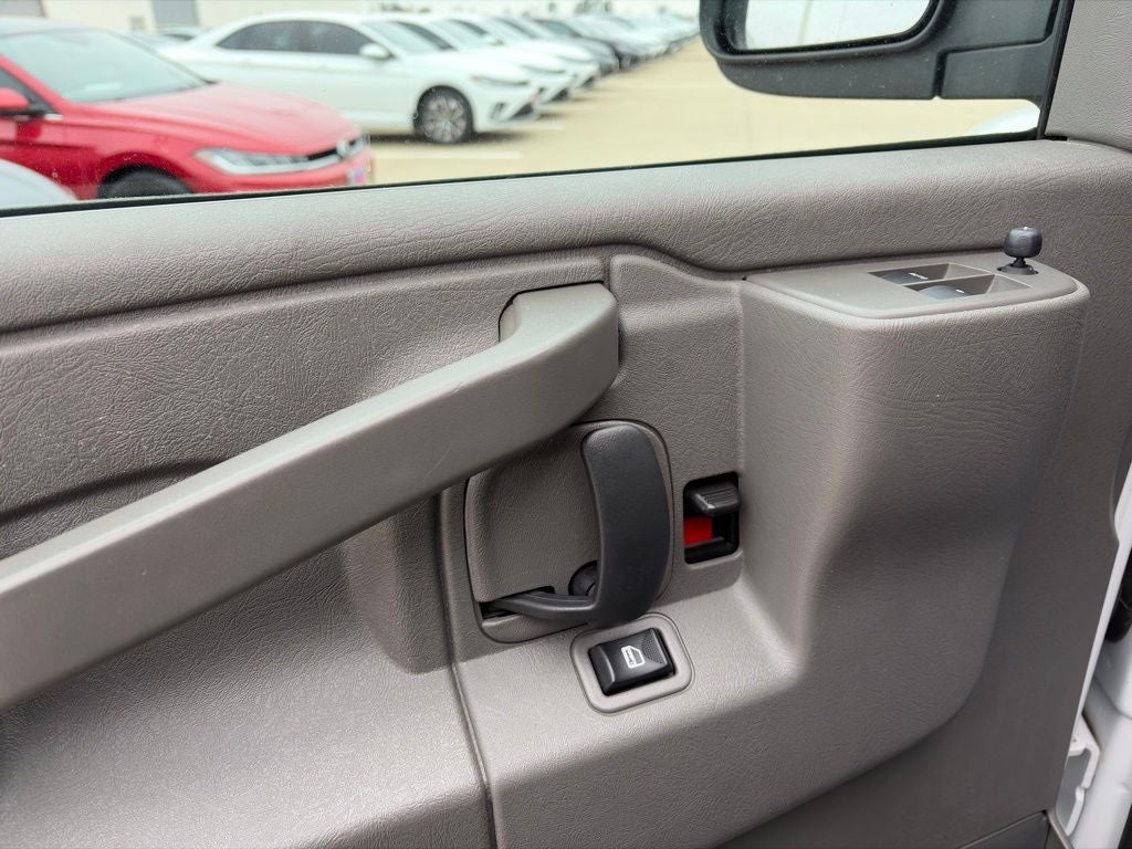 2023 Chevrolet Express 3500 LS Passenger