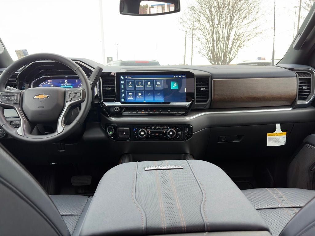 2025 Chevrolet Silverado 3500HD High Country