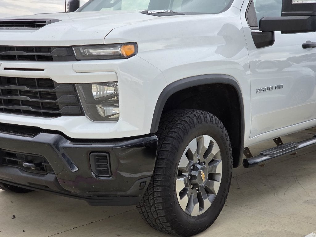 2024 Chevrolet Silverado 2500HD Custom