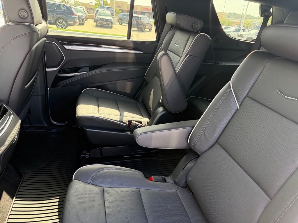 2025 Cadillac Escalade Premium Luxury