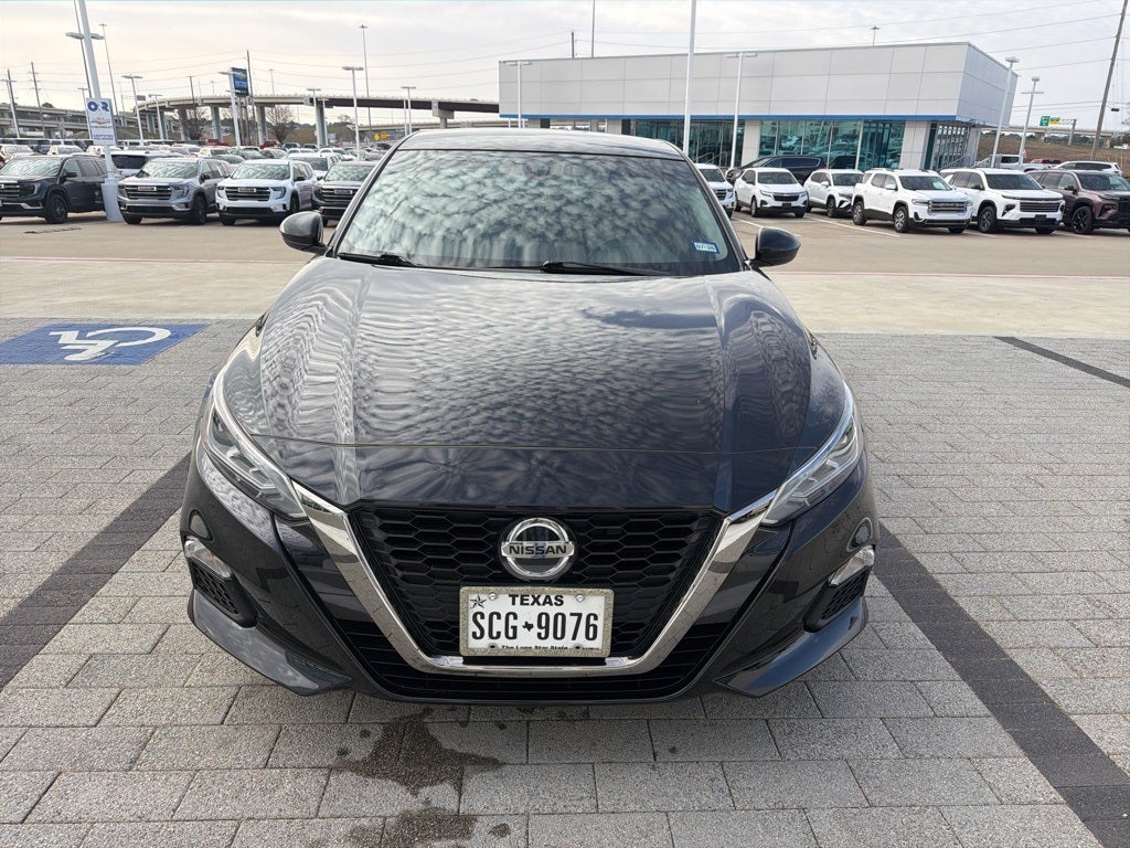 2022 Nissan Altima 2.5 SR