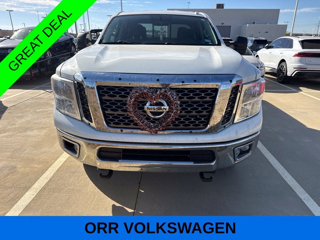 2017 Nissan Titan XD SL
