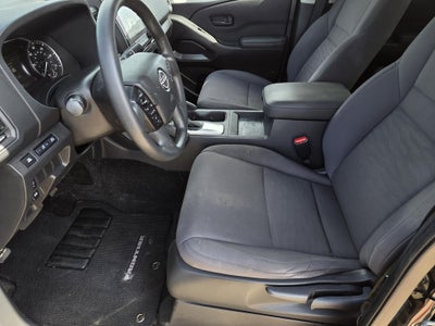 2022 Nissan Frontier S