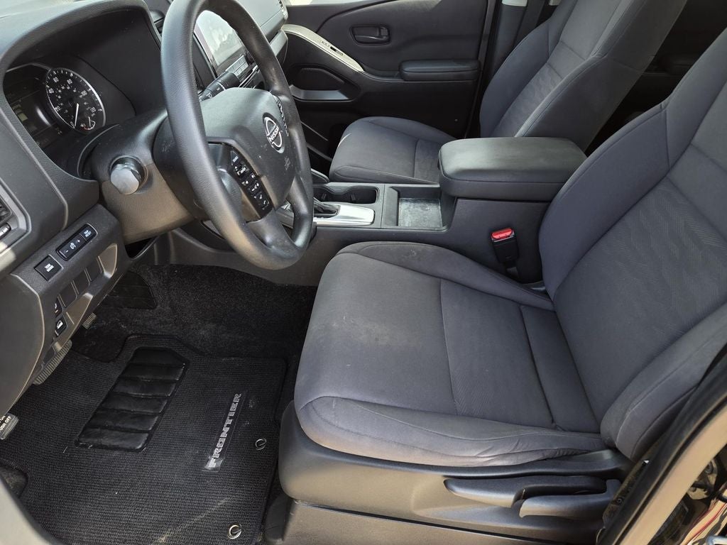 2022 Nissan Frontier S