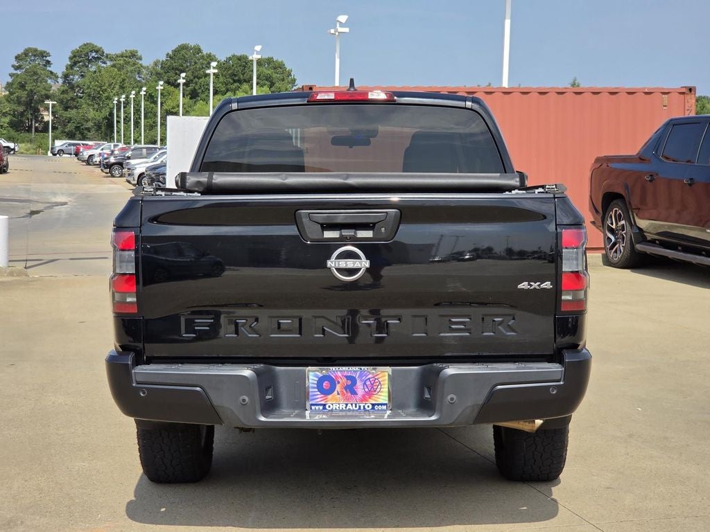 2022 Nissan Frontier S