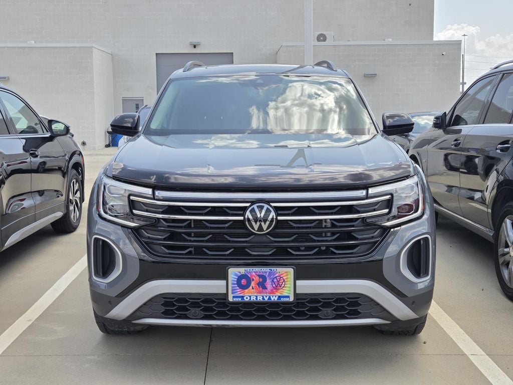2024 Volkswagen Atlas 2.0T Peak Edition SE w/Technology