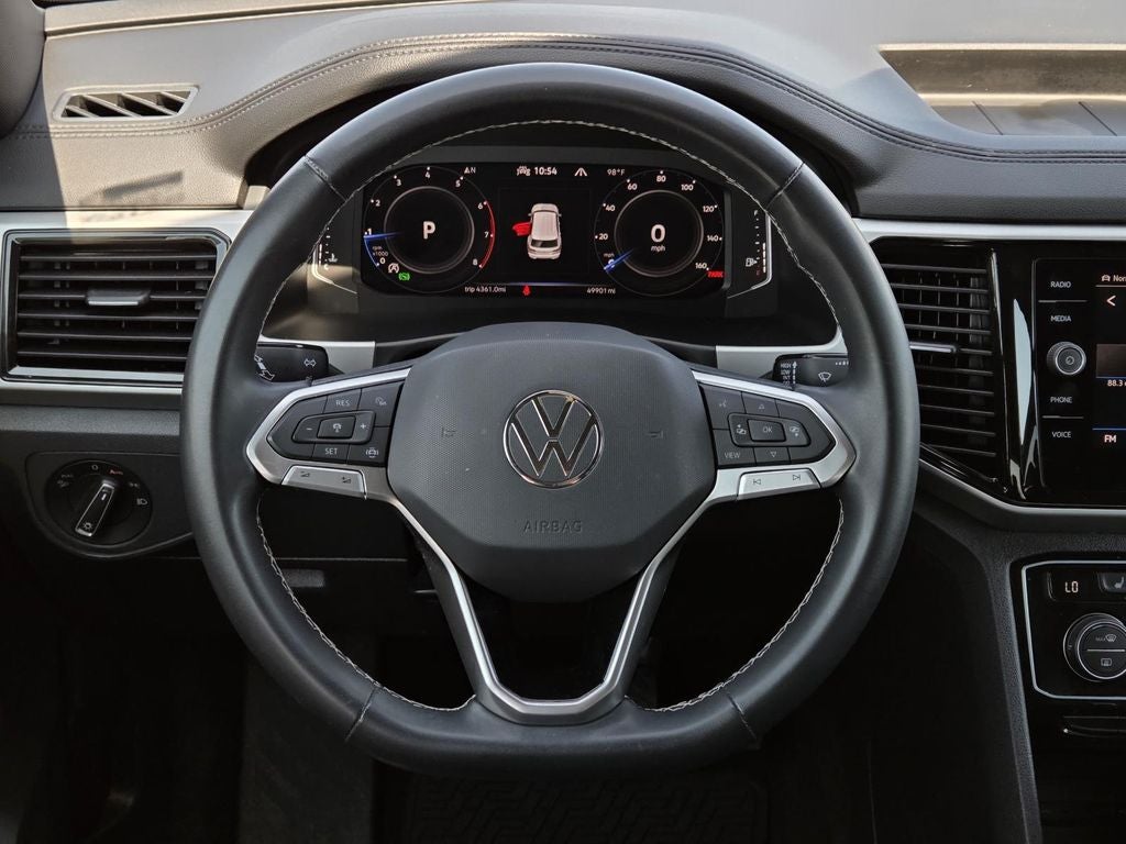 2022 Volkswagen Atlas Cross Sport 3.6L V6 SE w/Technology