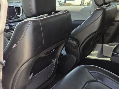 2023 Chrysler Pacifica Hybrid Limited