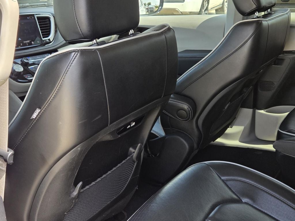 2023 Chrysler Pacifica Hybrid Limited