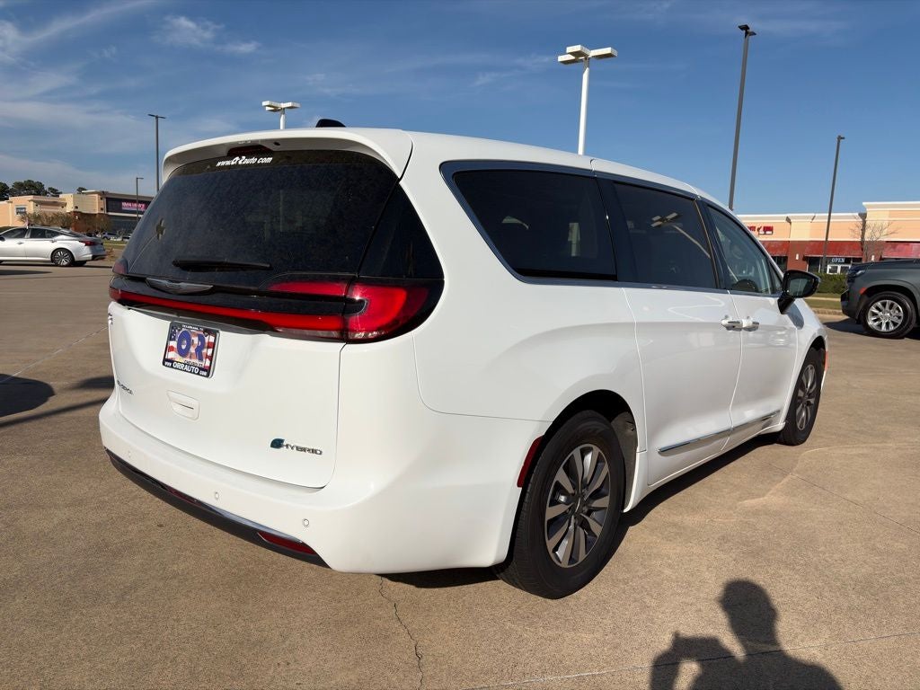 2023 Chrysler Pacifica Hybrid Limited