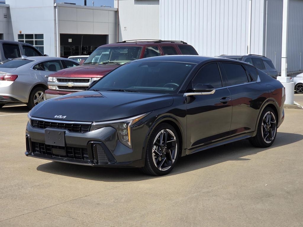 2025 Kia K4 GT-Line