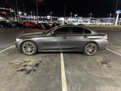 2022 BMW 3 Series 330e iPerformance