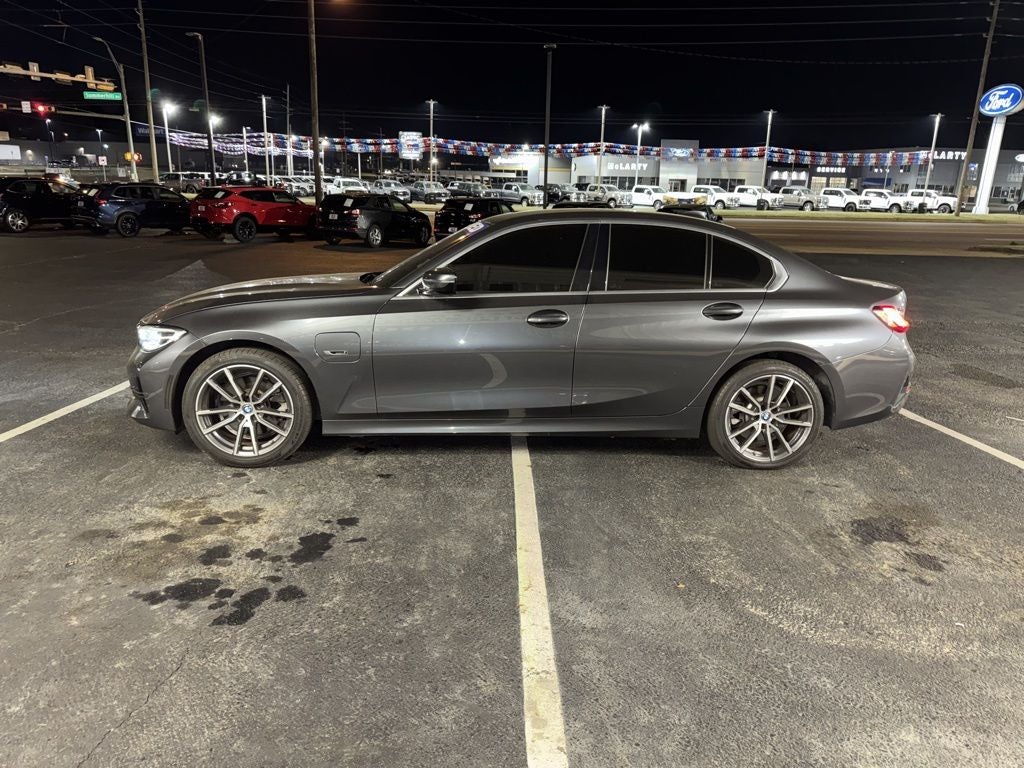 2022 BMW 3 Series 330e iPerformance
