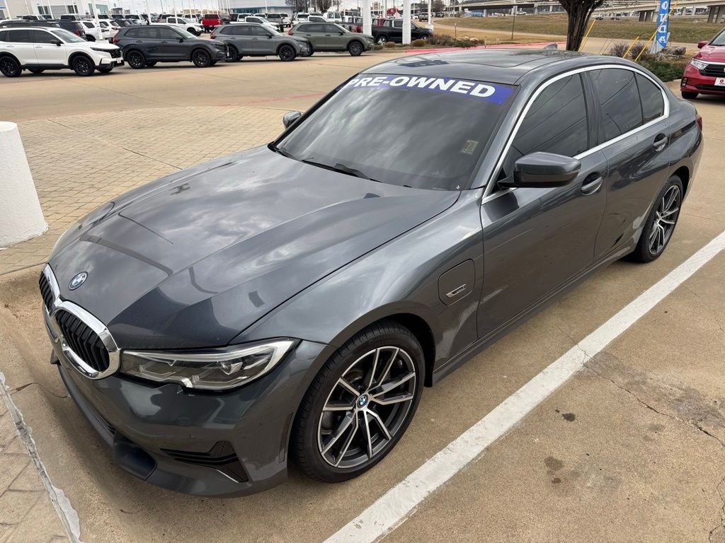 2022 BMW 3 Series 330e iPerformance