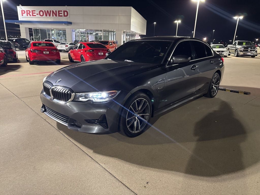 2022 BMW 3 Series 330e iPerformance