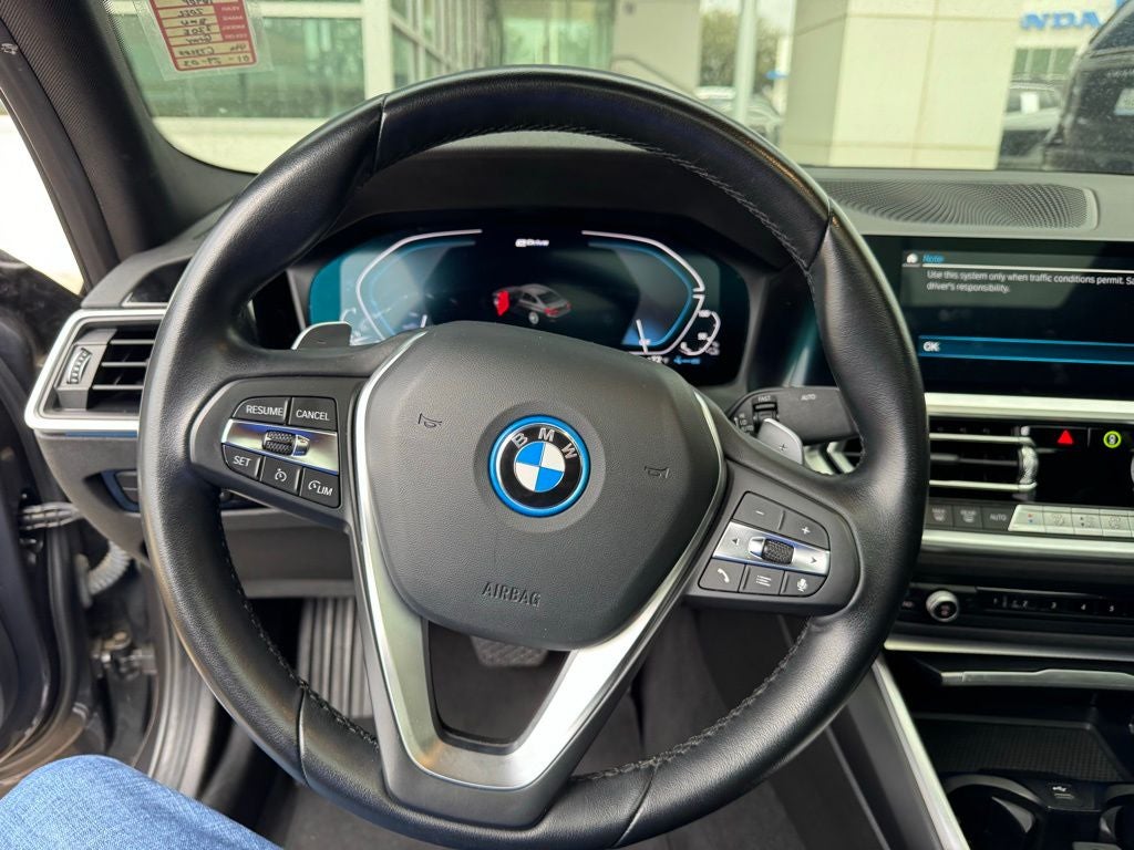 2022 BMW 3 Series 330e iPerformance
