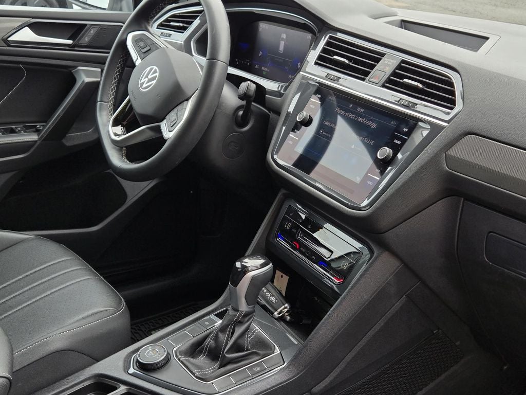 2023 Volkswagen Tiguan 2.0T SE