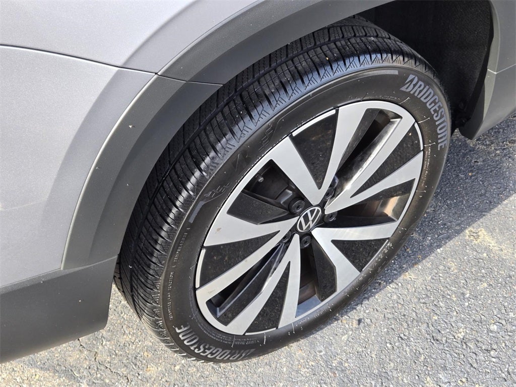 2024 Volkswagen Taos 1.5T SE