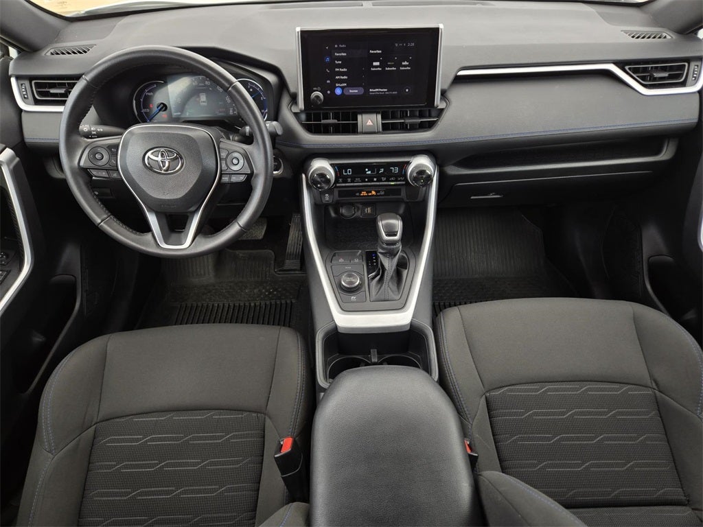 2023 Toyota RAV4 Hybrid SE