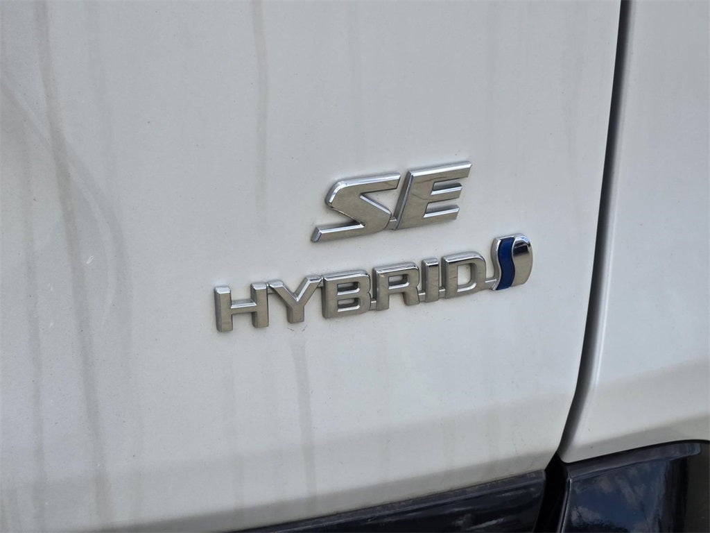 2023 Toyota RAV4 Hybrid SE