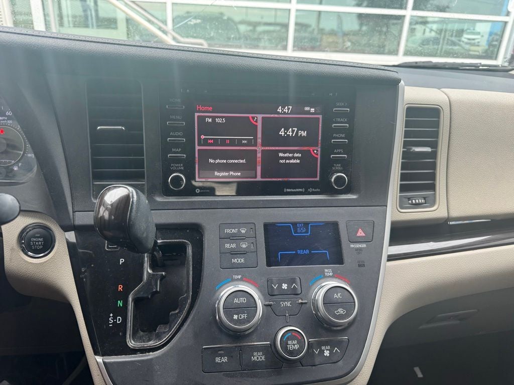 2020 Toyota Sienna XLE Premium 8 Passenger