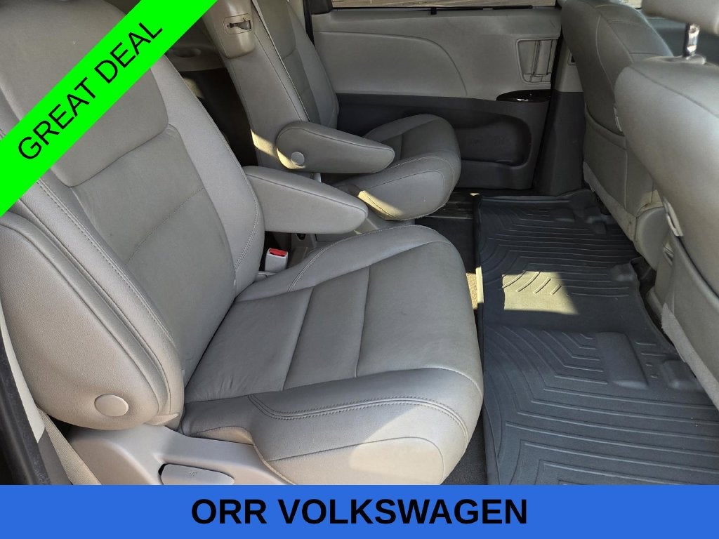 2020 Toyota Sienna XLE Premium 8 Passenger