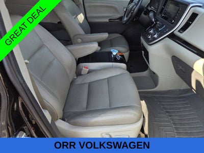 2020 Toyota Sienna XLE Premium 8 Passenger