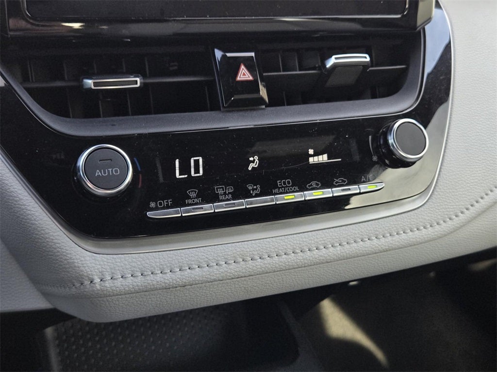 2023 Toyota Corolla Hatchback SE